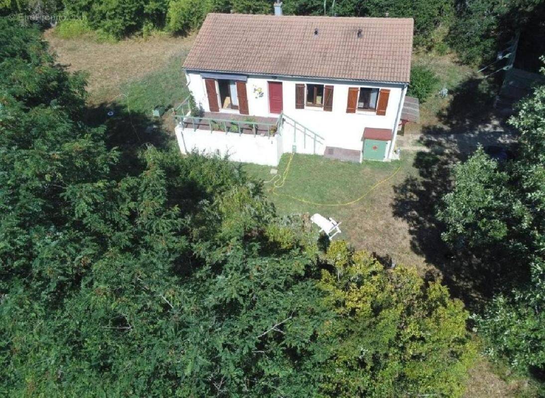 Maison à CHARROUX