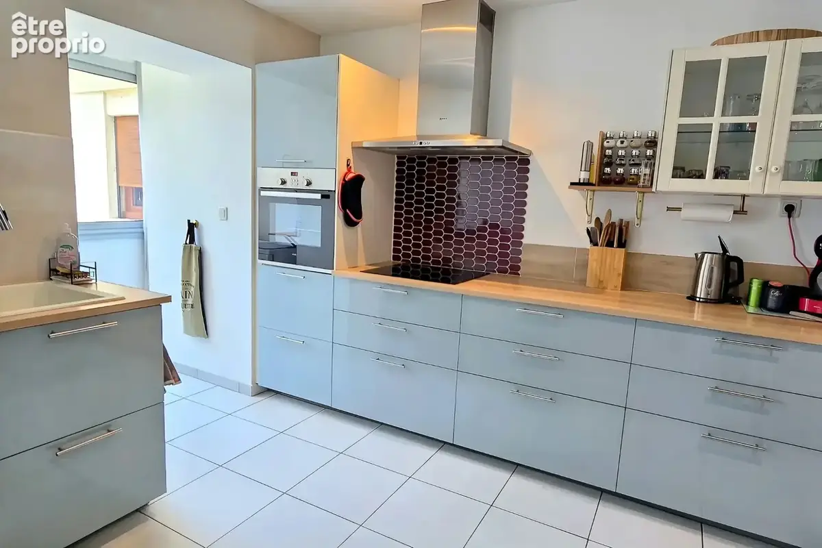 Appartement 118 m² à Nimes  - photo 3