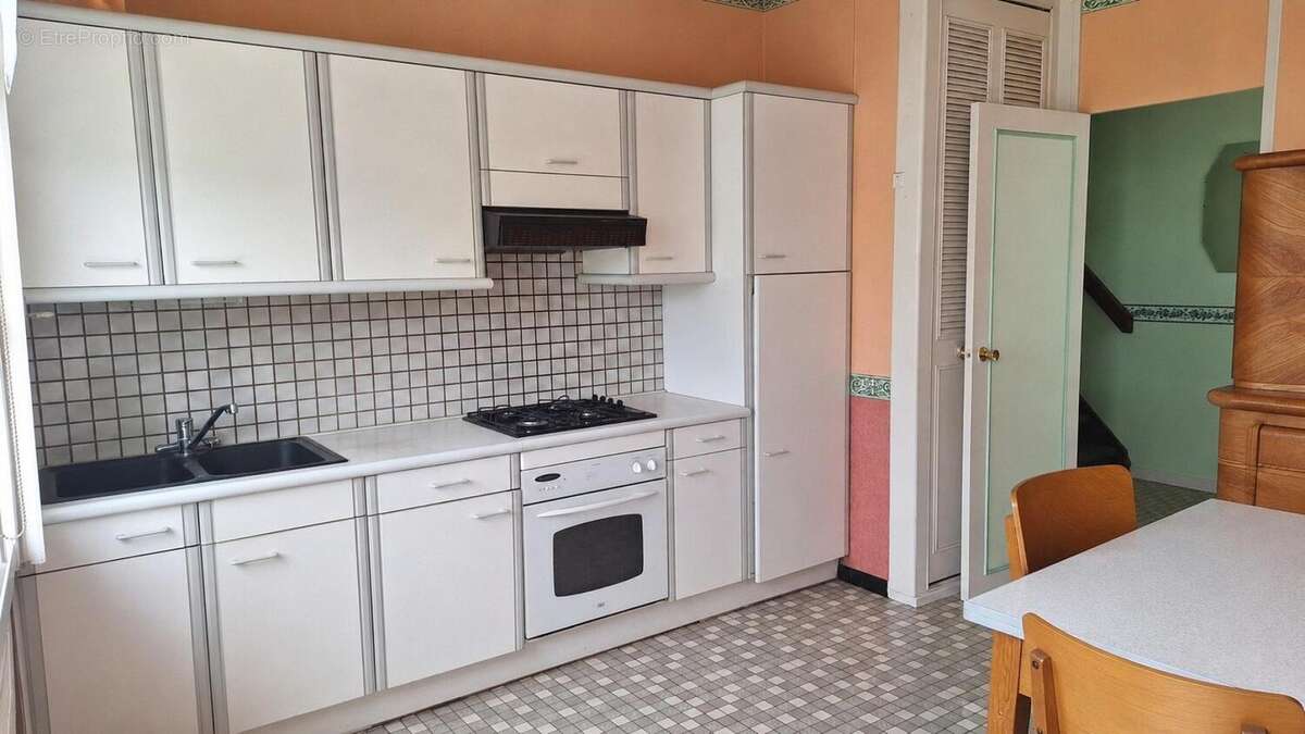 Maison 131 m² à Ablain-Saint-Nazaire  - photo 6