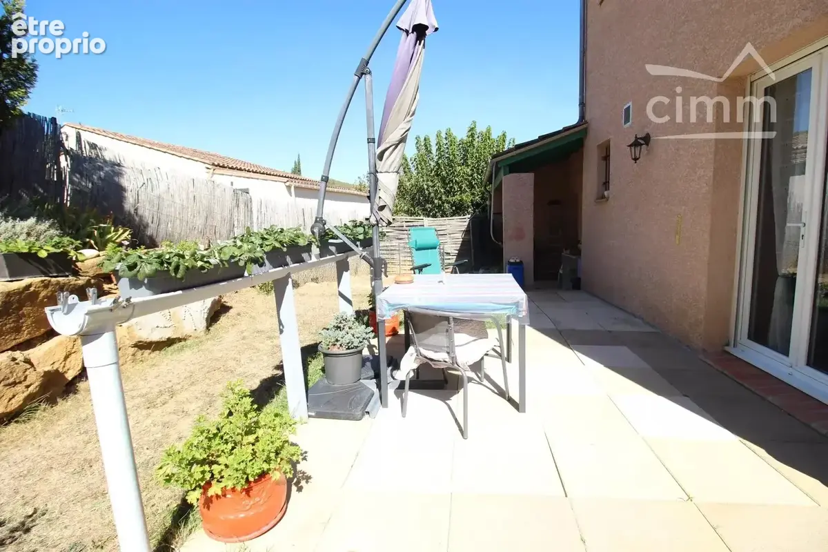 A vendre maison avec garage et jardin - photo 11