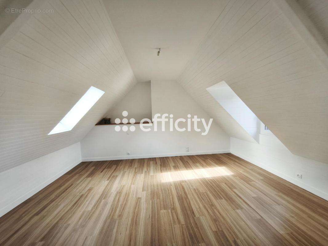Maison 156 m² à Pleslin-Trigavou  - photo 24