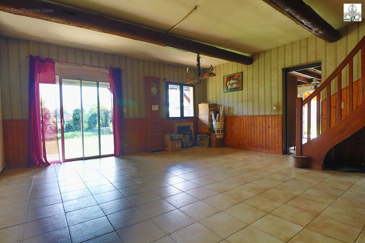 Maison à CHARREY-SUR-SAONE