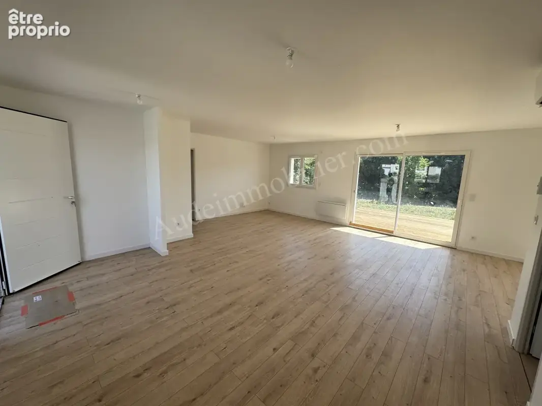 Maison plain-pied récente avec jardin - photo 3