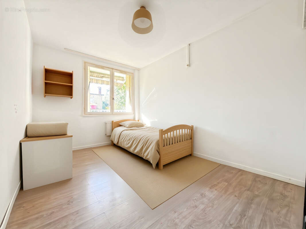 Appartement à VAULX-EN-VELIN