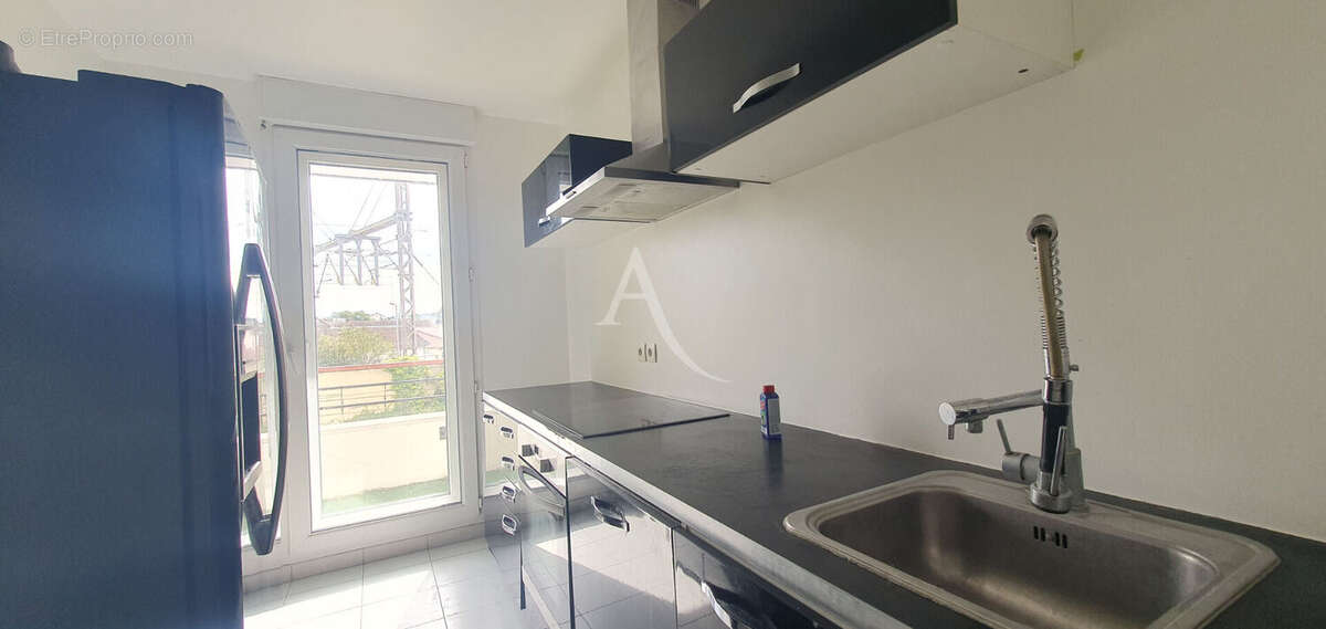 Appartement à LES MUREAUX