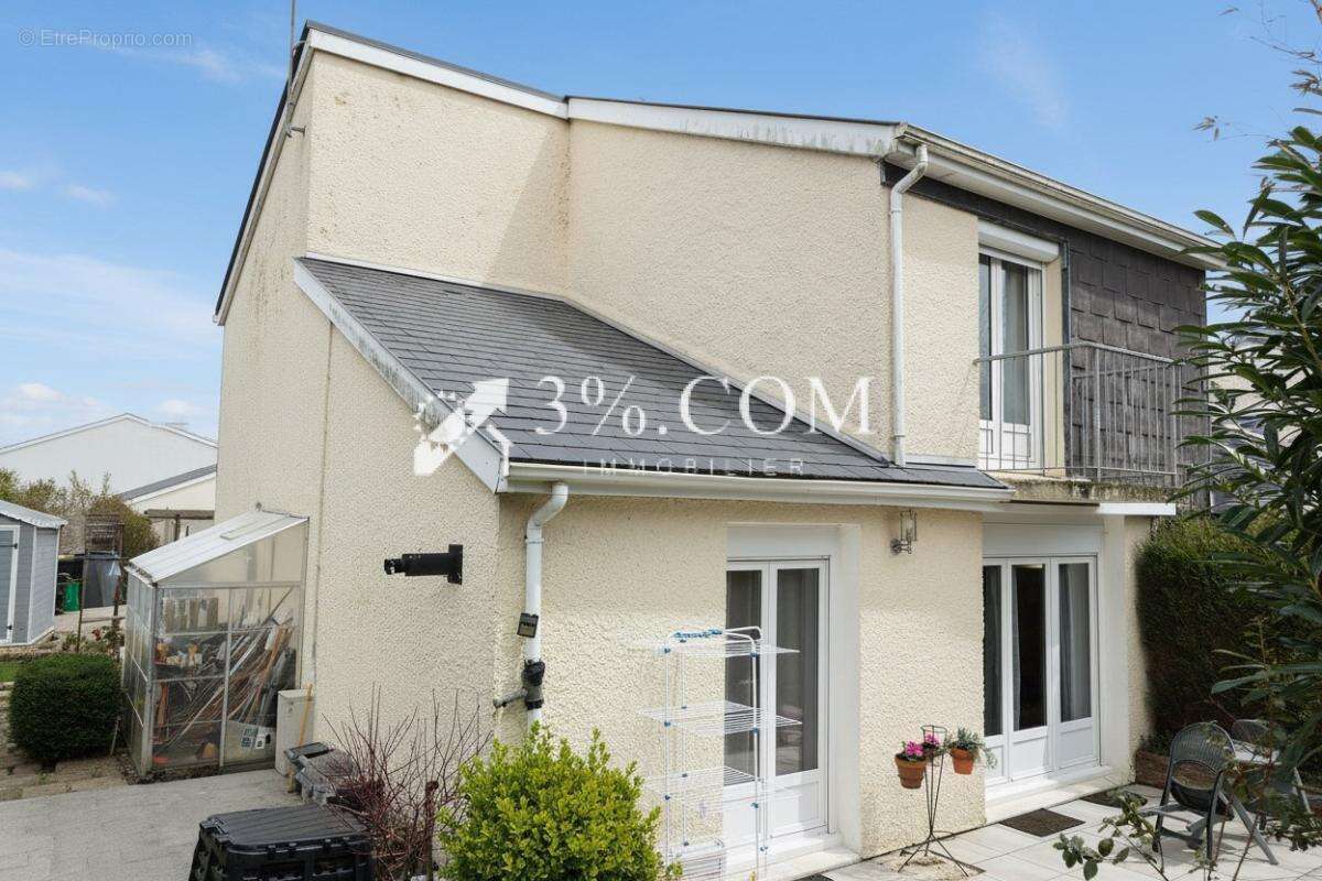 Maison à FONTAINE-LE-DUN