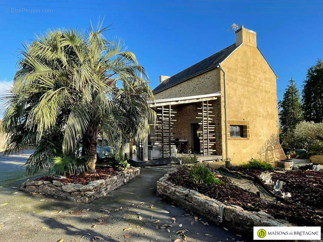 Maison à QUIMPERLE