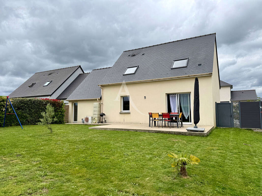 Maison à CHATEAU-GONTIER