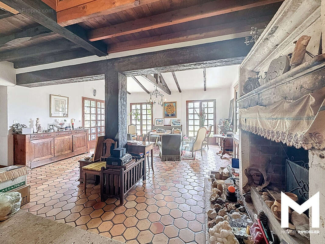 Maison à TRELISSAC