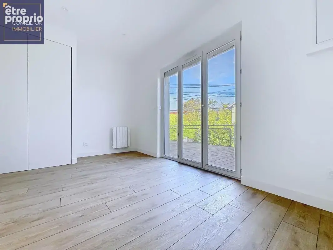 Maison entièrement rénovée de 125 m² – 4 chambres, garage et jardin - photo 7