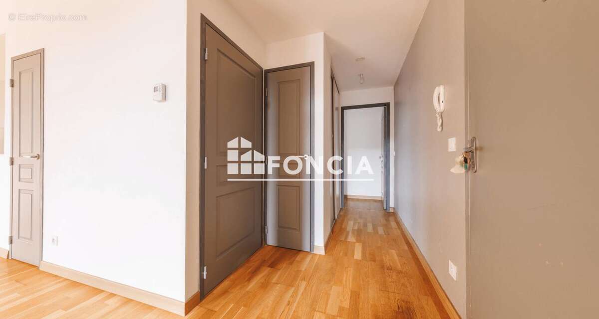 T4 de 92 m² avec parking privatif – Résidence Manufacture - photo 7