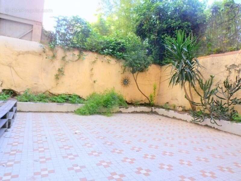 Appartement à MARSEILLE-6E