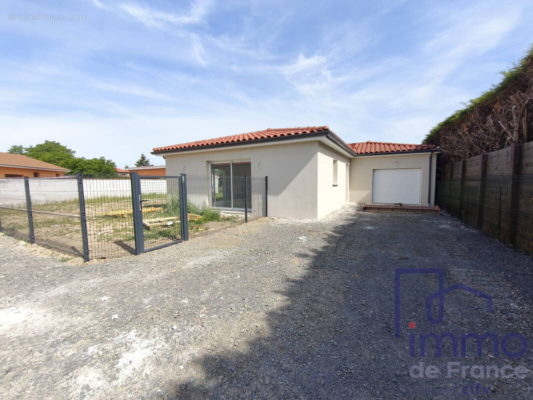 Maison à SAINT-CYPRIEN