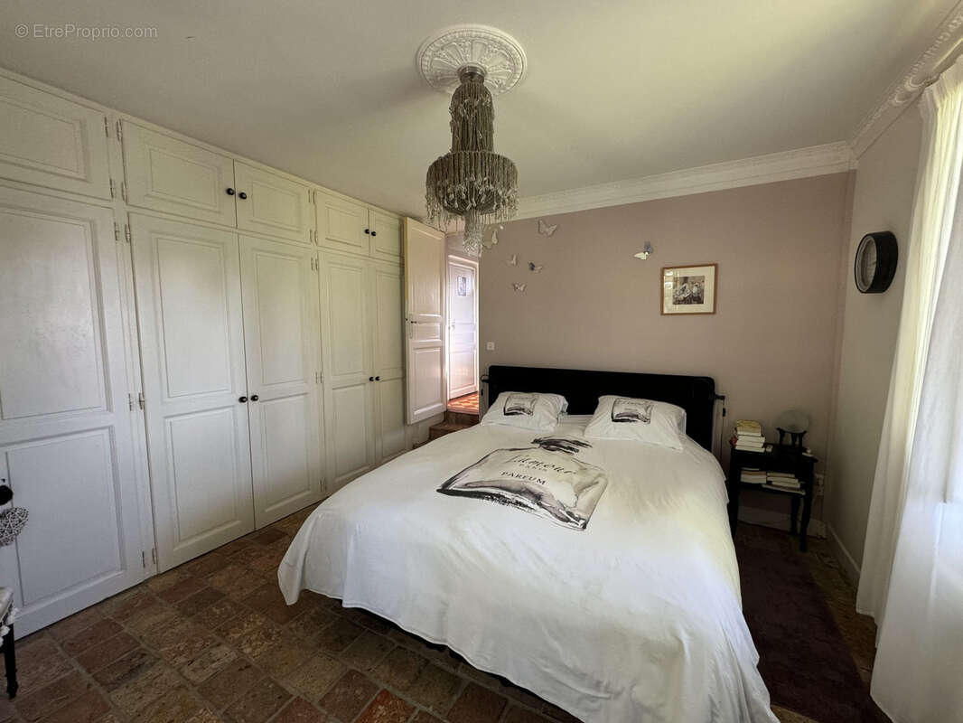 Maison à LE CHATELET