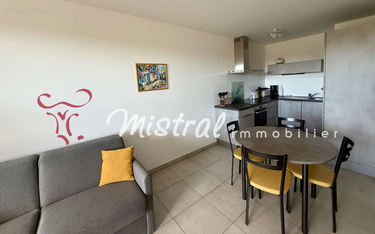 ***SOUS OFFRE MISTRAL ****Appartement P2 avec parking et garage proche centre ville AIGUES-MORTES - photo 4