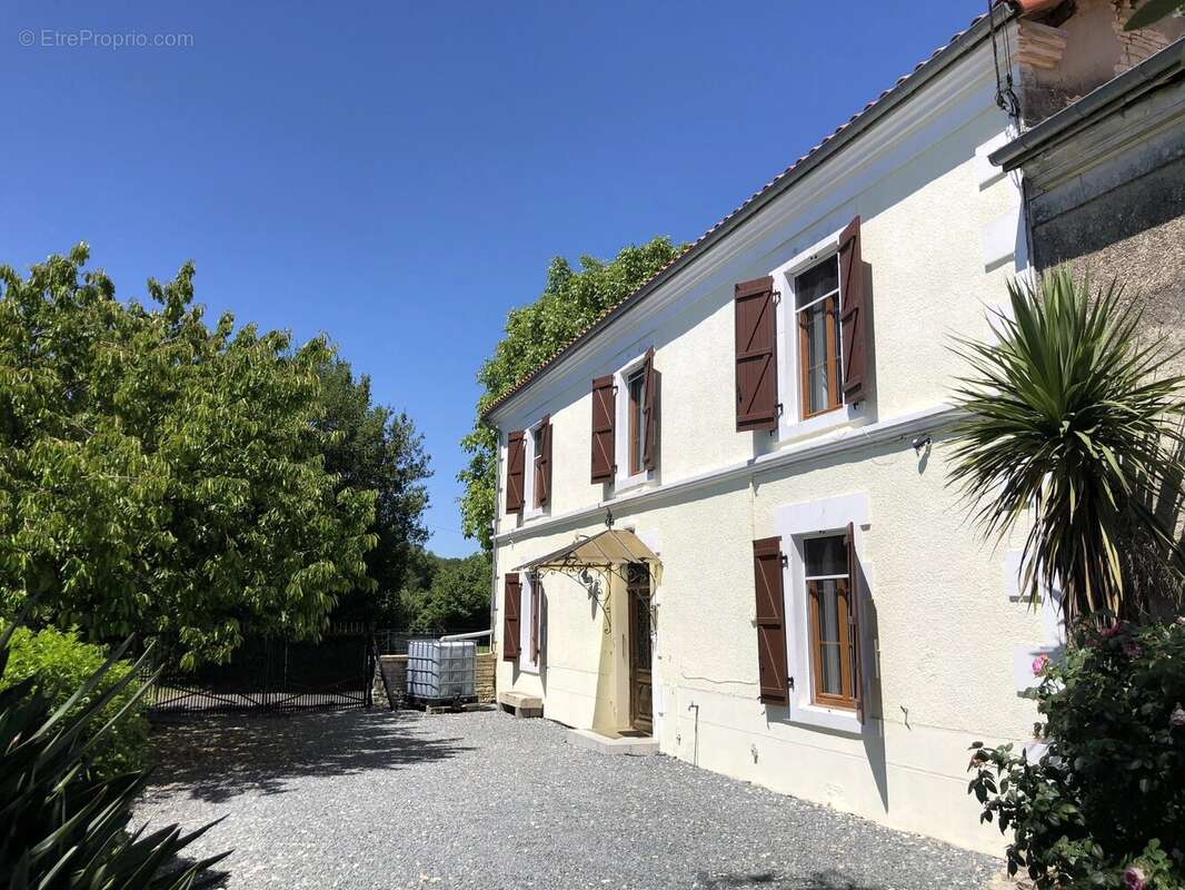 Maison à VILLEMAIN