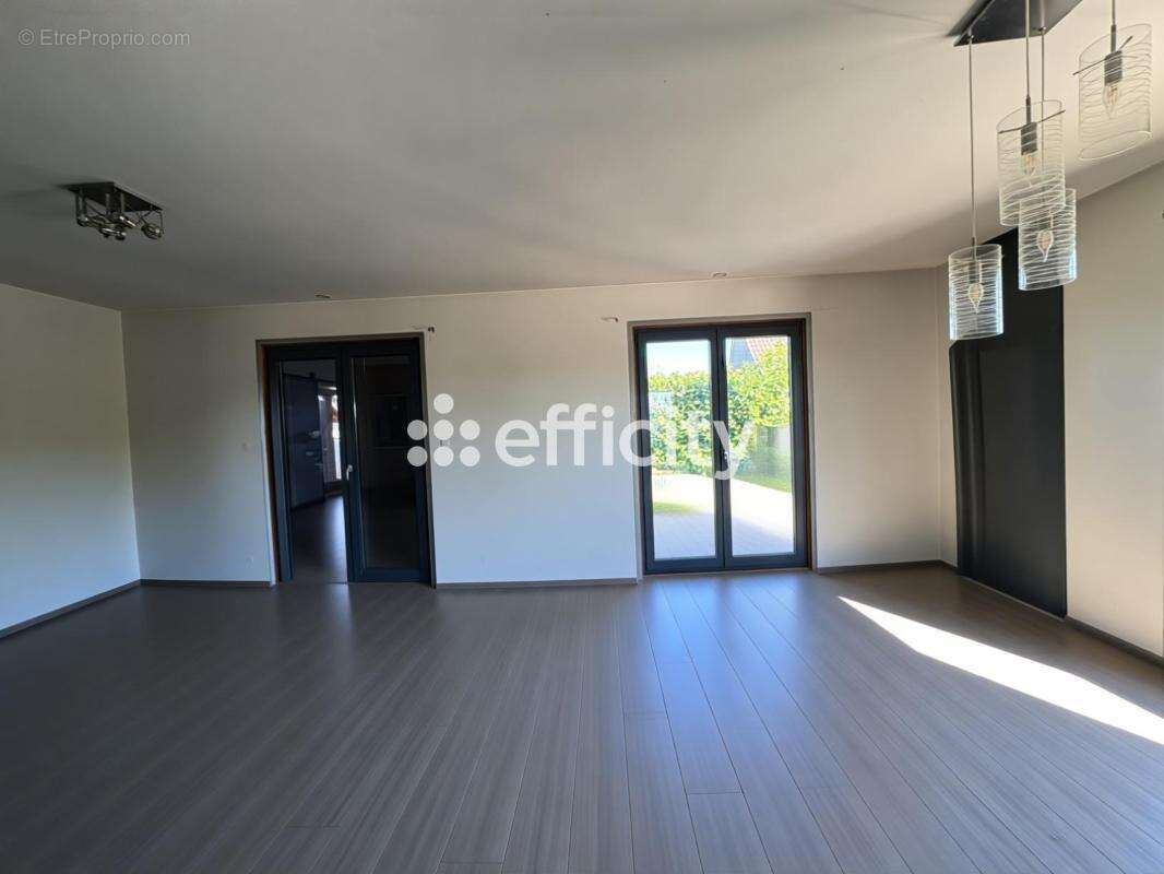 Maison à VEIGY-FONCENEX