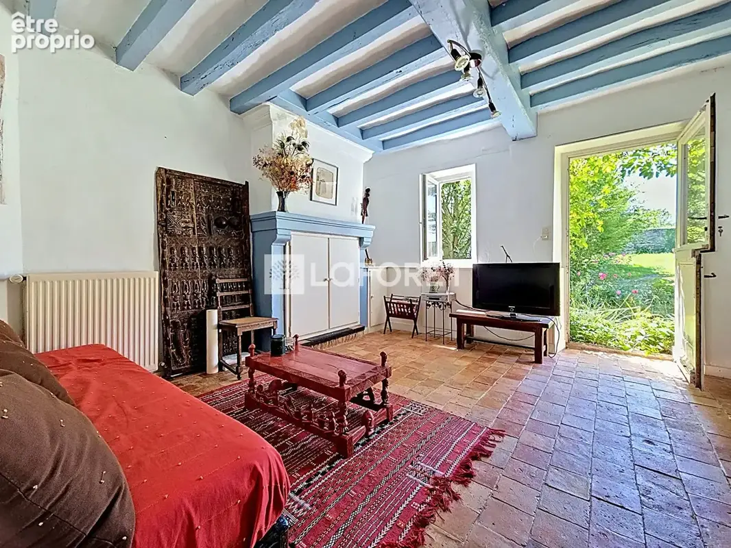 Maison à FENEU