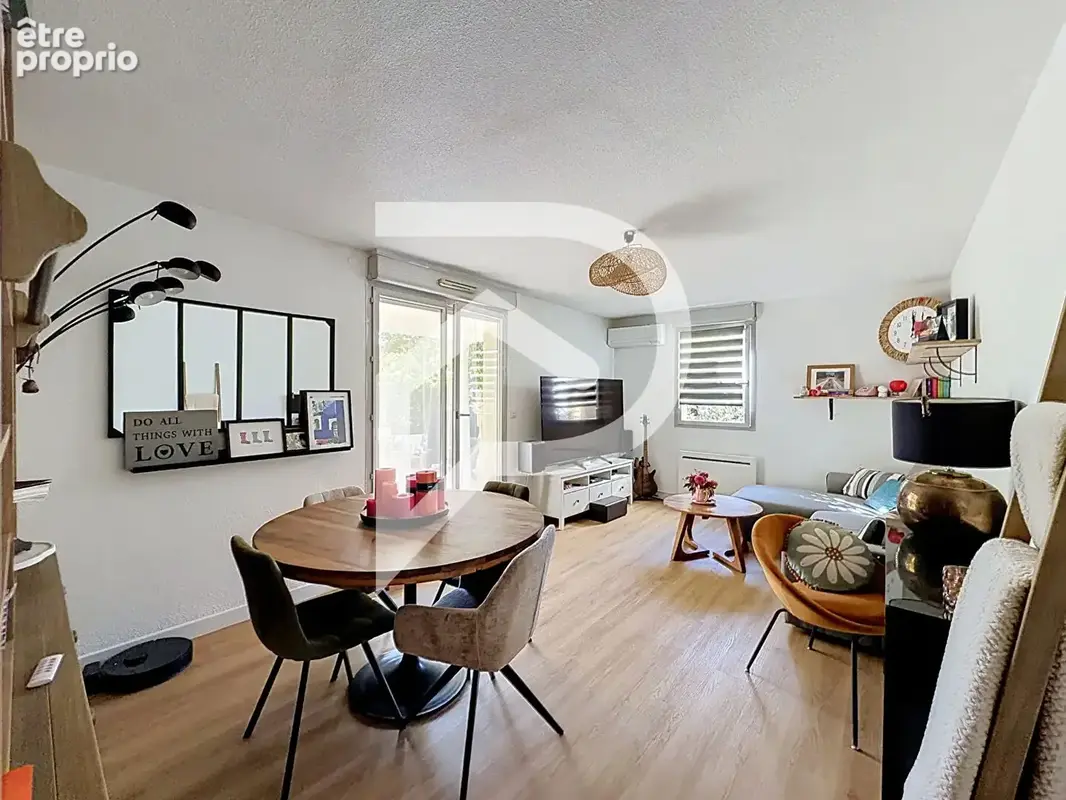 Hyper centre - appartement t3 avec jardin de plus de 250 m² - photo 2