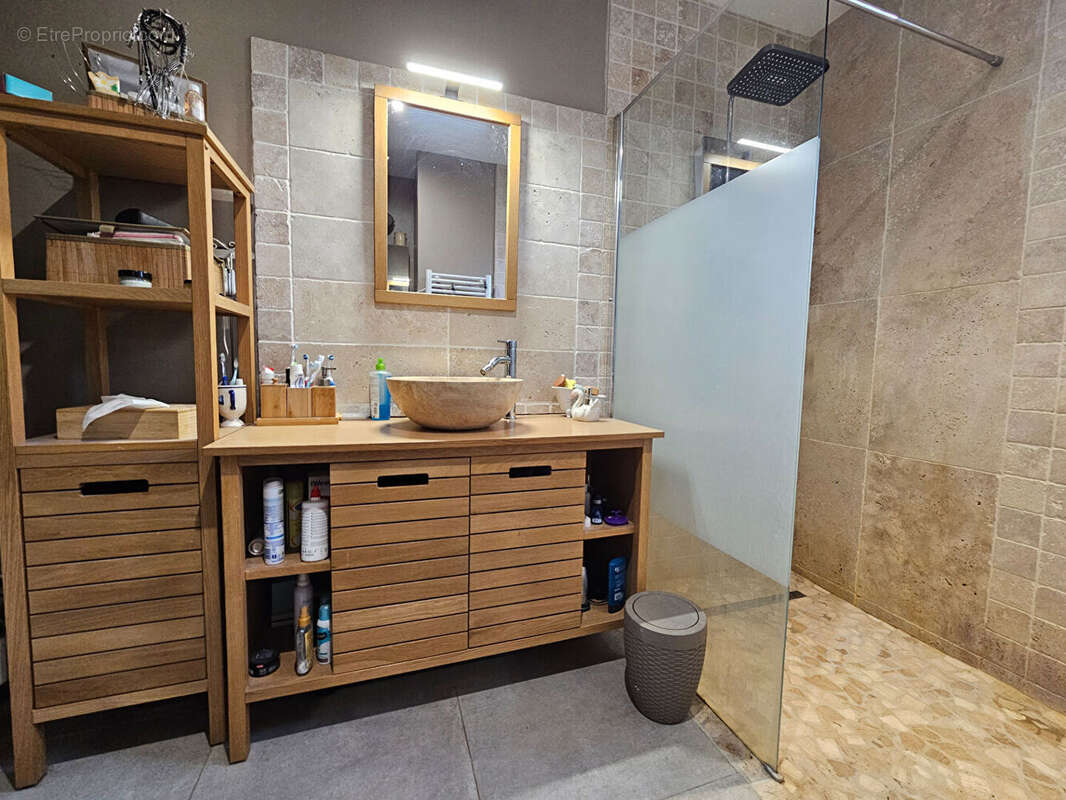 Maison à FRANQUEVILLE-SAINT-PIERRE