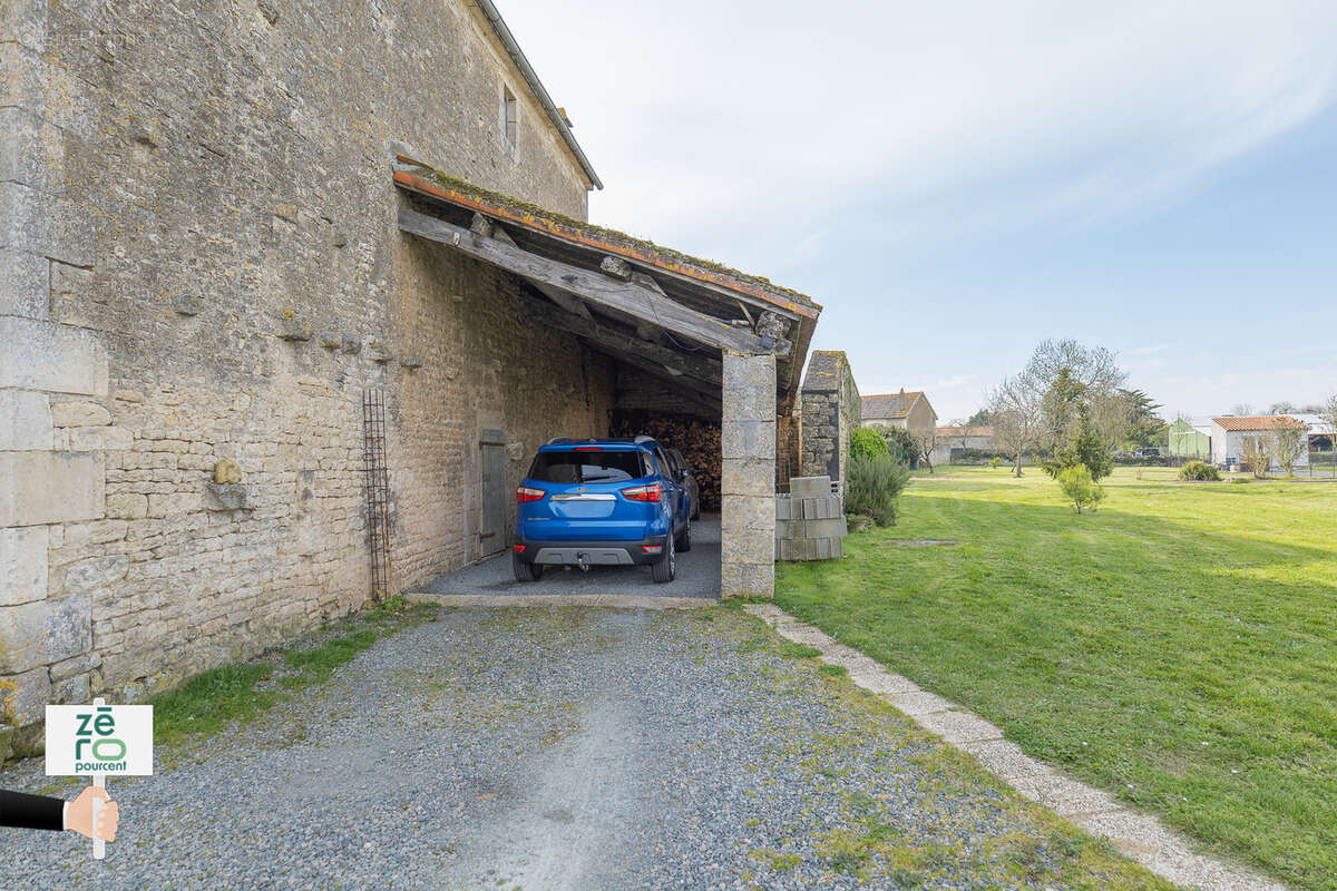 Maison à BOUILLE-COURDAULT
