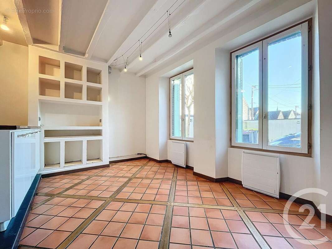 Maison à SOGNOLLES-EN-MONTOIS