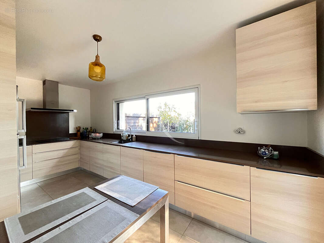 Maison à LA CHAPELLE-SUR-ERDRE