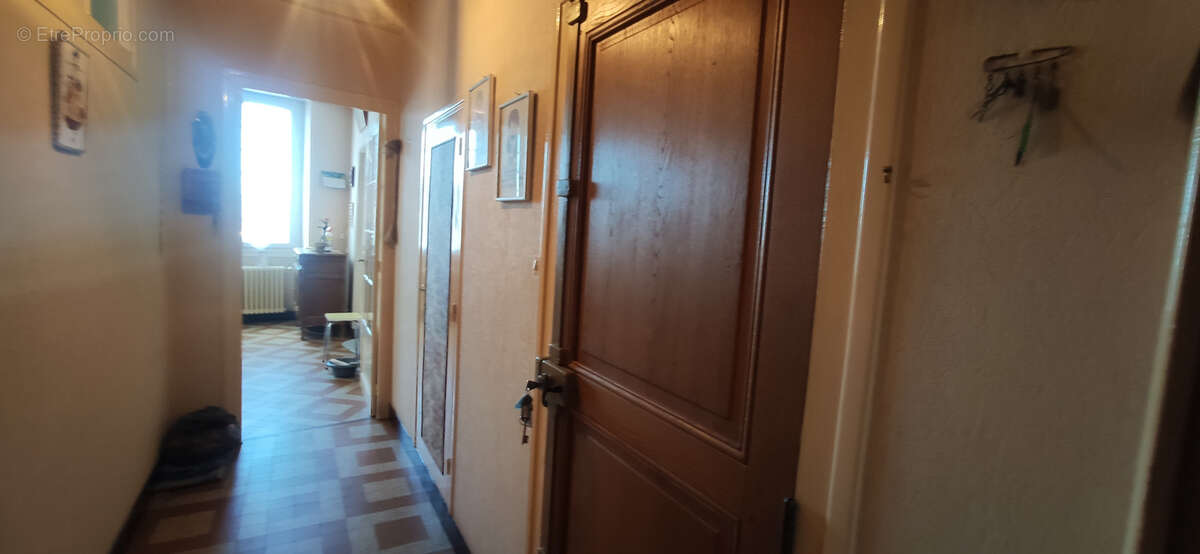 Appartement à SAINT-LAURENT-NOUAN