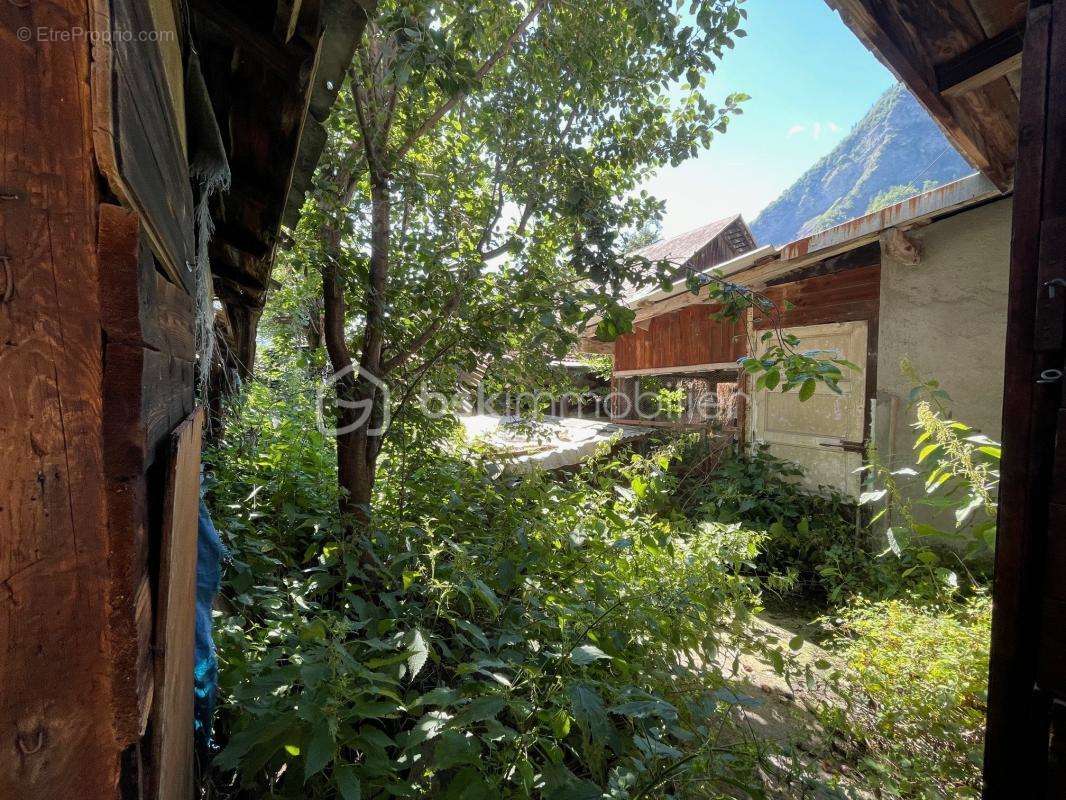 Maison à VILLARGONDRAN