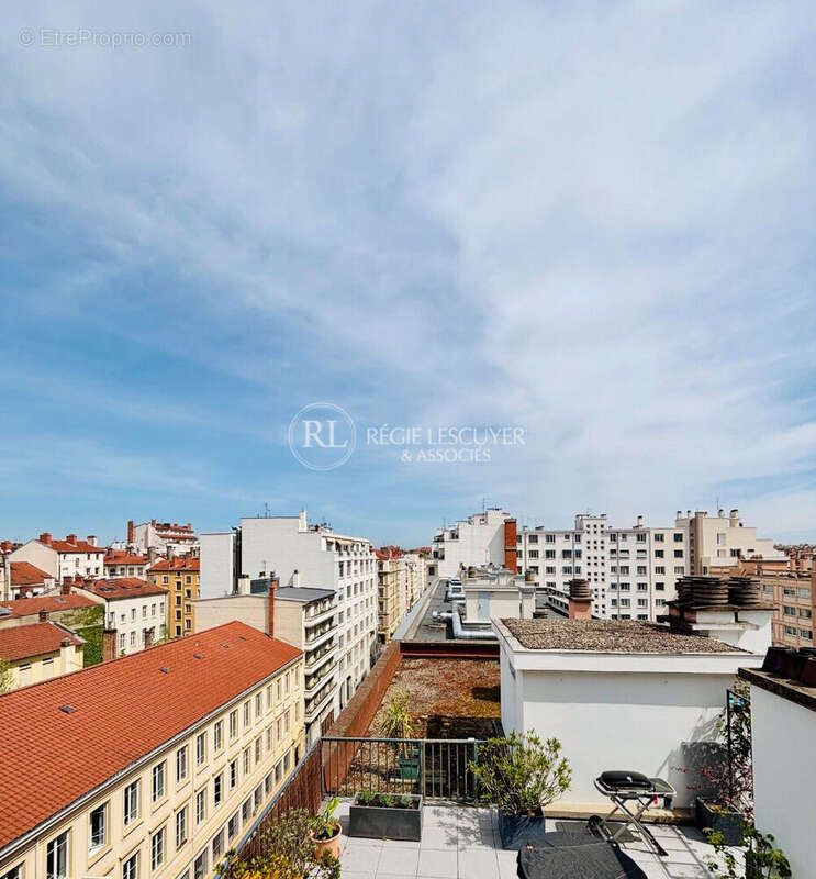 Appartement à LYON-6E