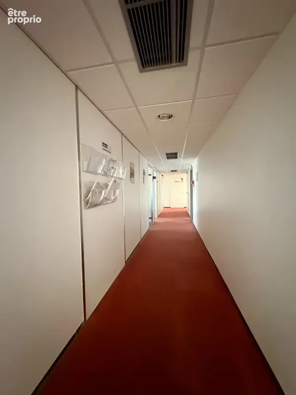 Bureaux à vendre - 849 m2 - Nancy - photo 12