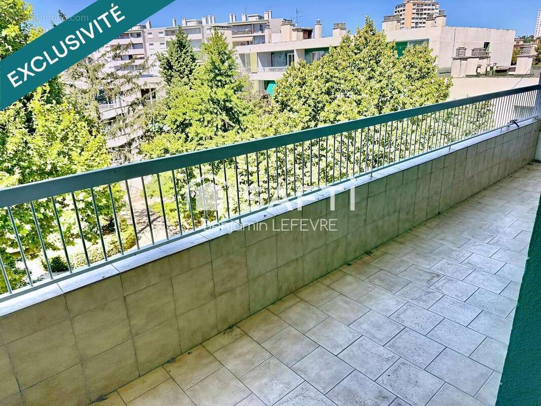 Photo 2 - Appartement à MARSEILLE-13E