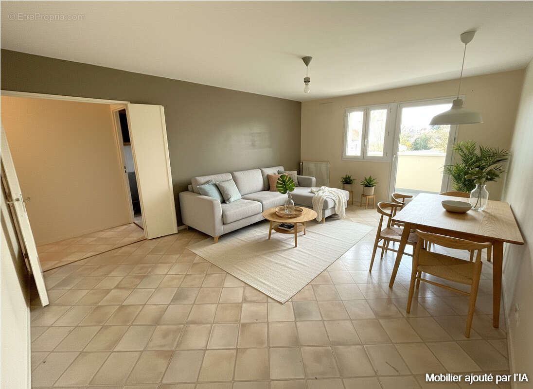 Appartement à LUCE