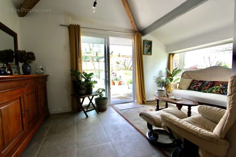 Maison à LA LANDE-DE-FRONSAC