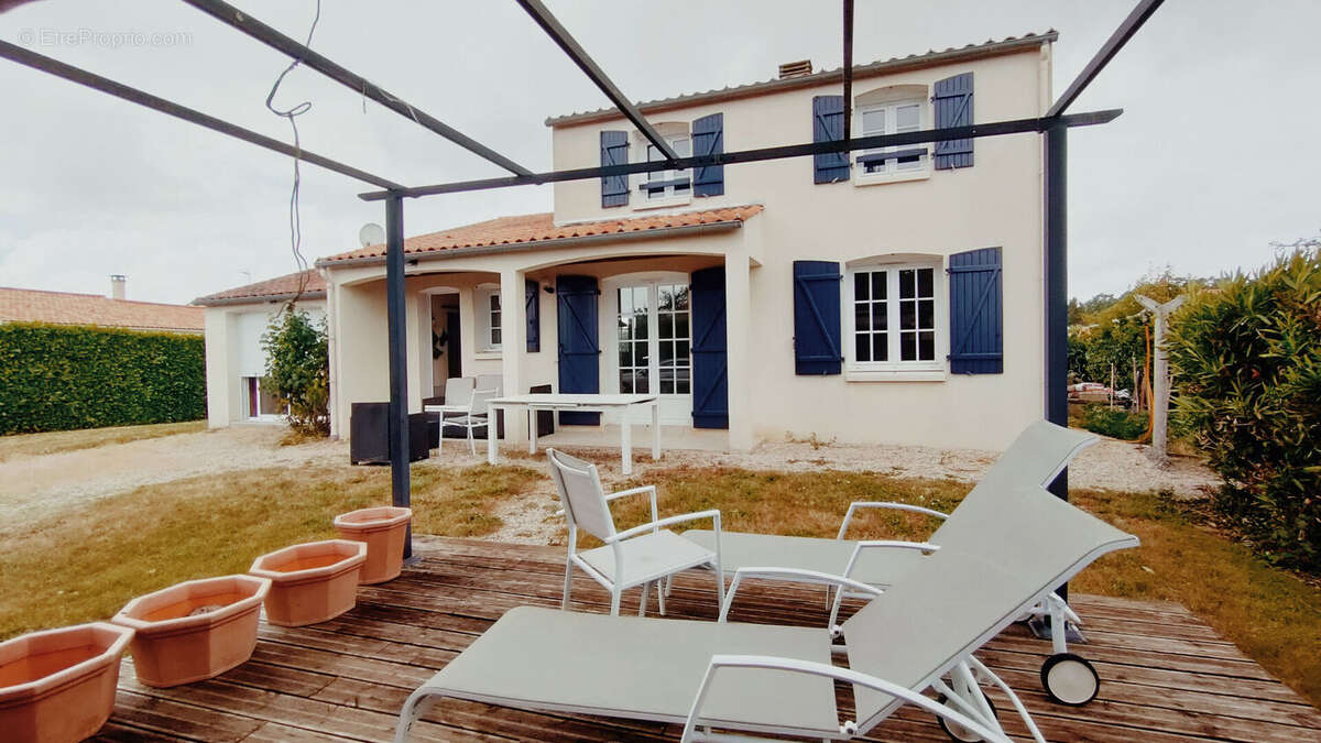 Maison à ANGLES