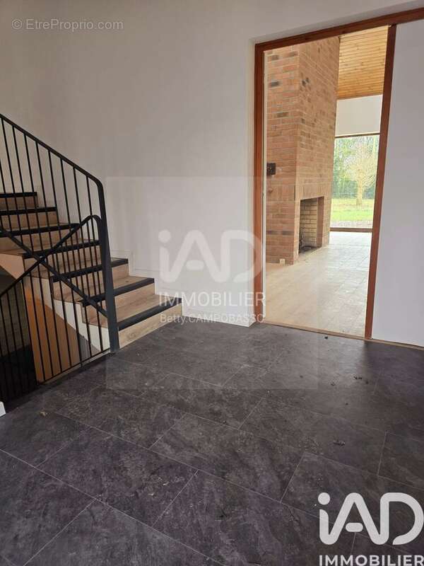 Photo 3 - Maison à AULNOYE-AYMERIES
