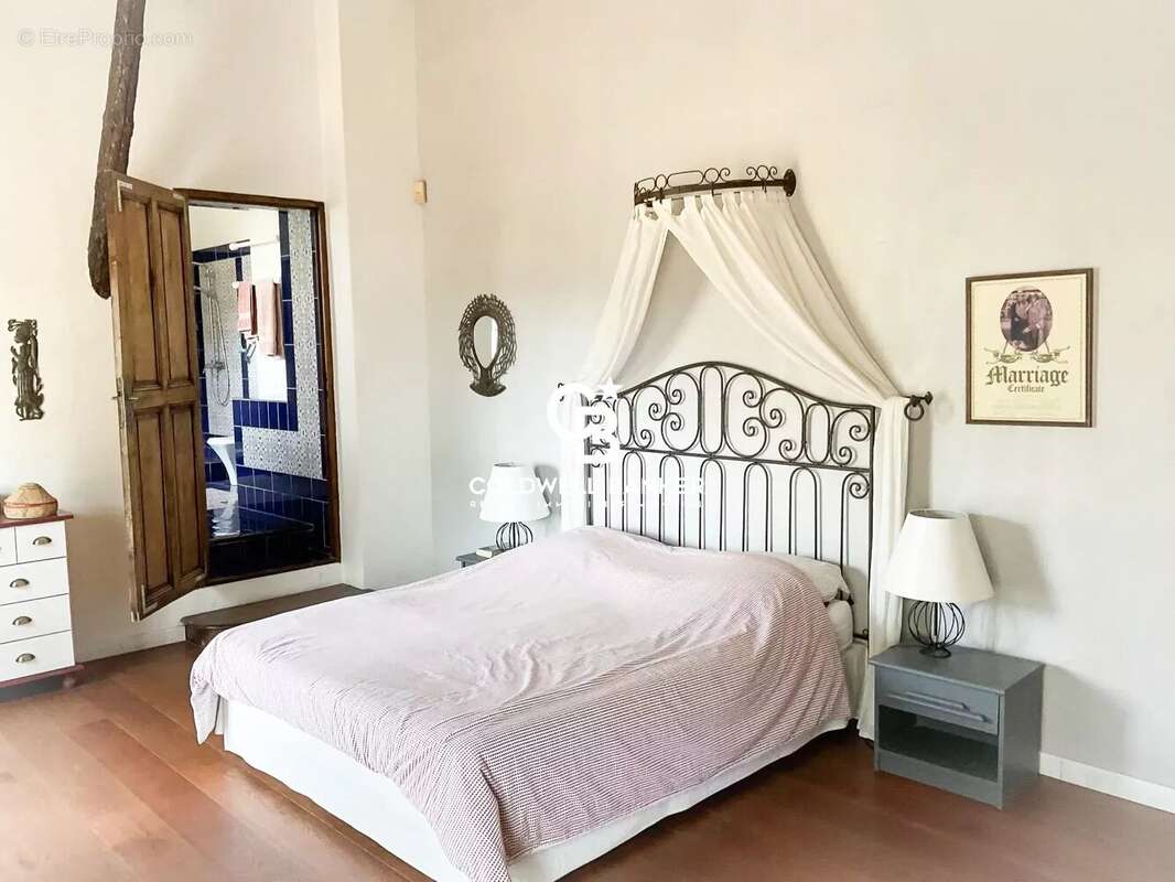 Maison à SOLLIES-PONT