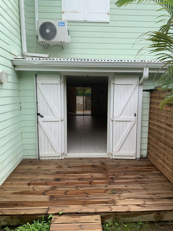 Maison à LES TROIS-ILETS