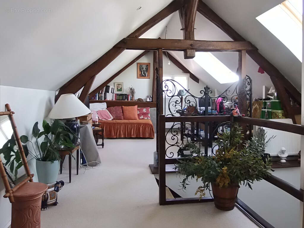 Maison à EPERNON
