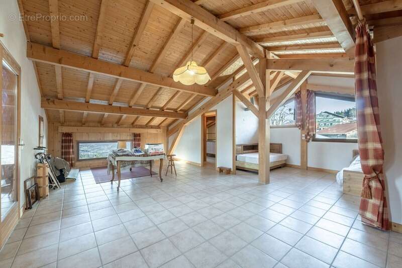 Maison à COMBLOUX