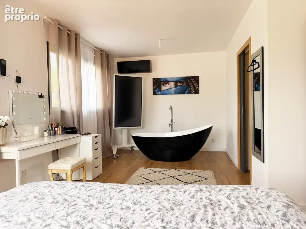 Maison 466 m² à Laroque-Des-Alberes  - photo 9