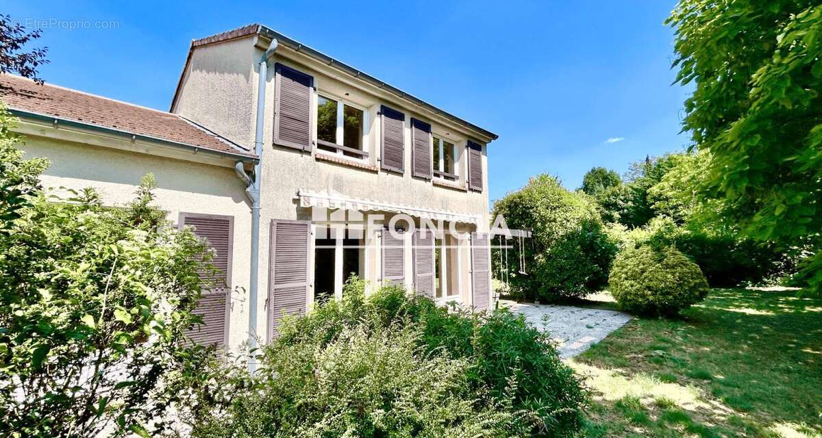 Maison à LE PORT-MARLY