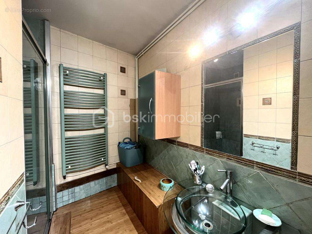 Maison à SAINT-PIERRE-DES-FLEURS