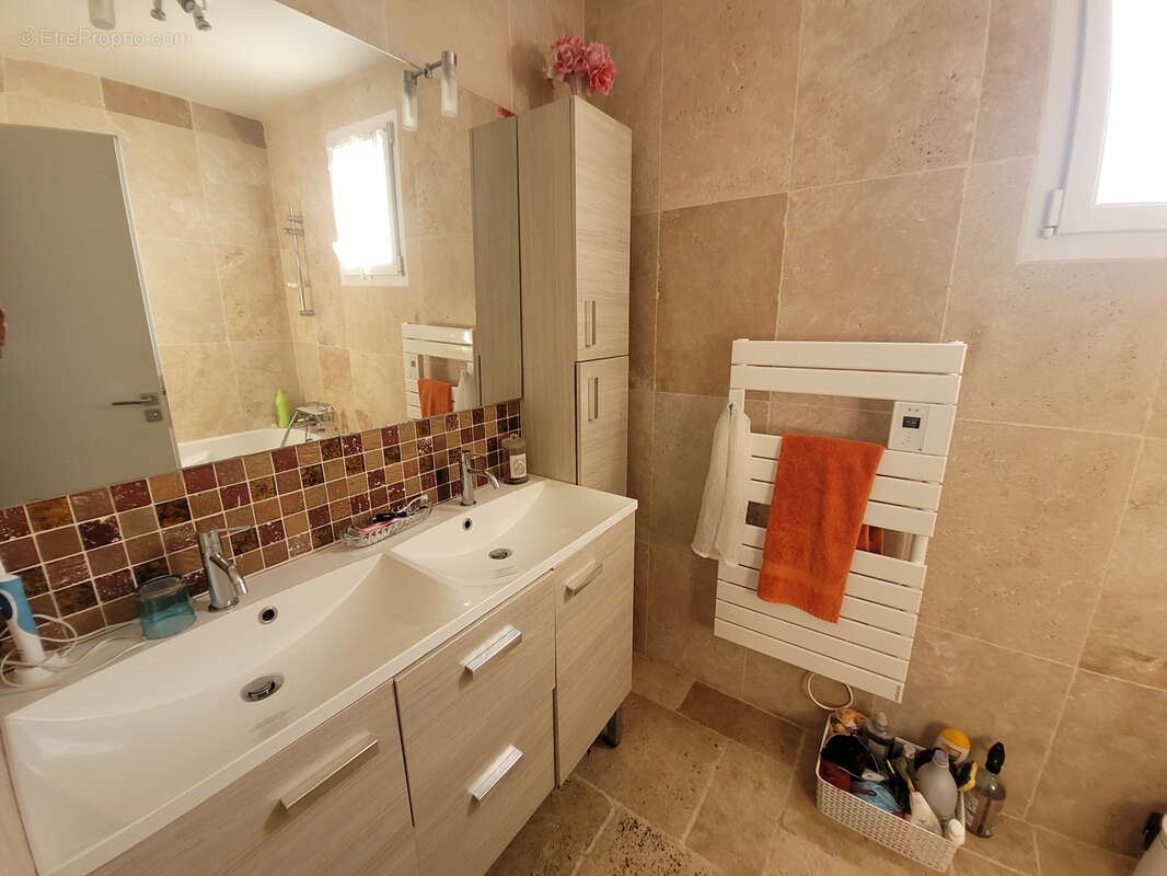 Maison à SALLES-D&#039;AUDE