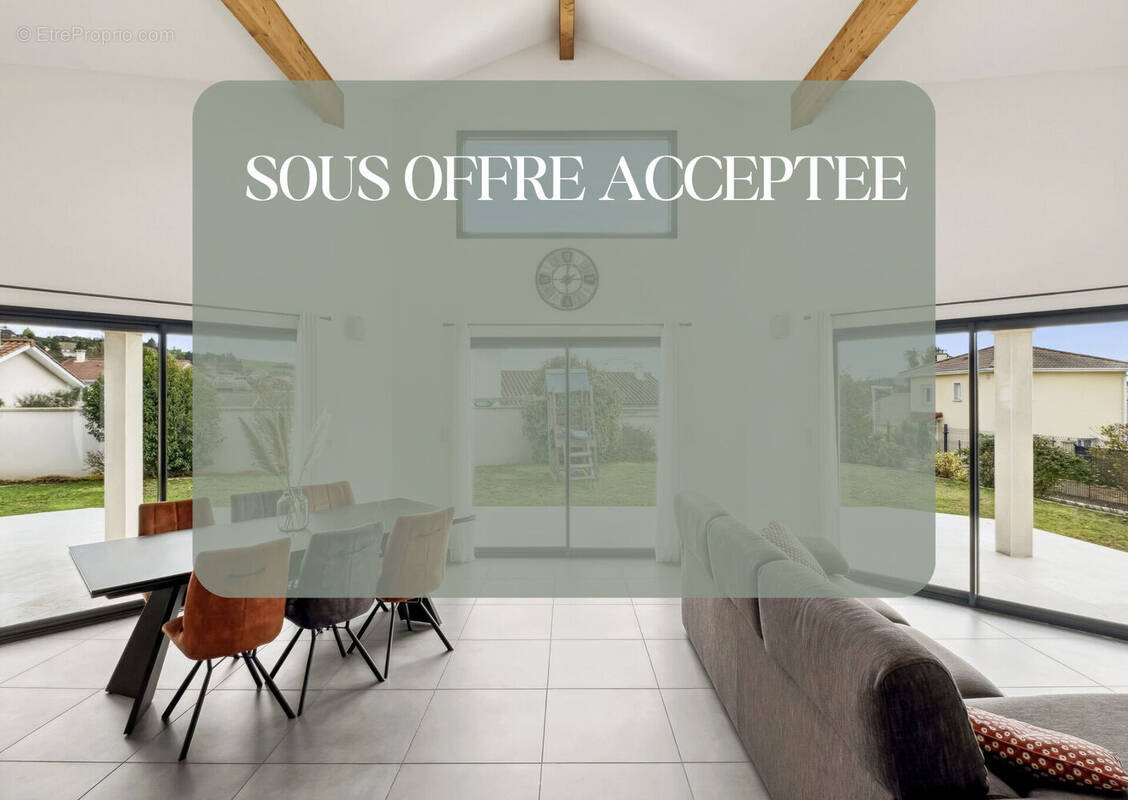 Photo 1 - Maison à LUZINAY