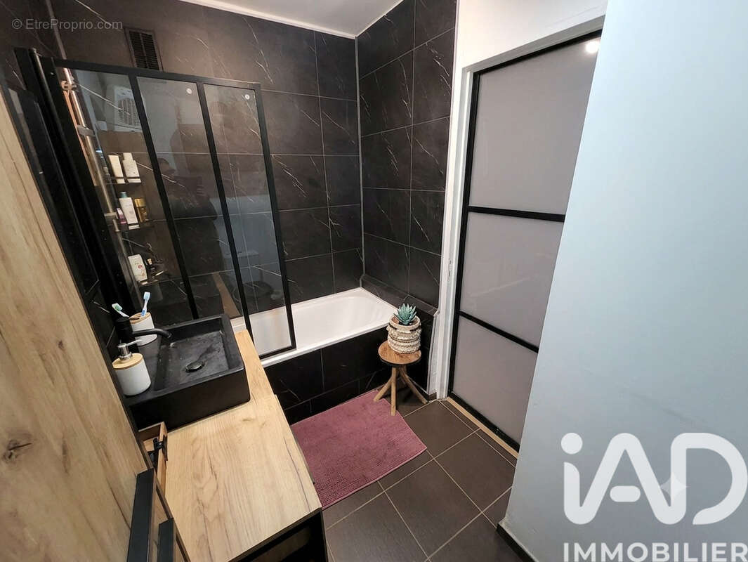 Appartement 54 m² à Valenciennes  - photo 4