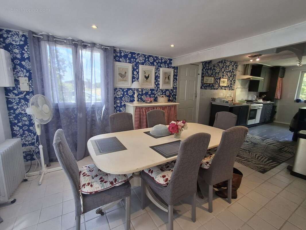 Maison 108 m² à Castillonnes  - photo 5