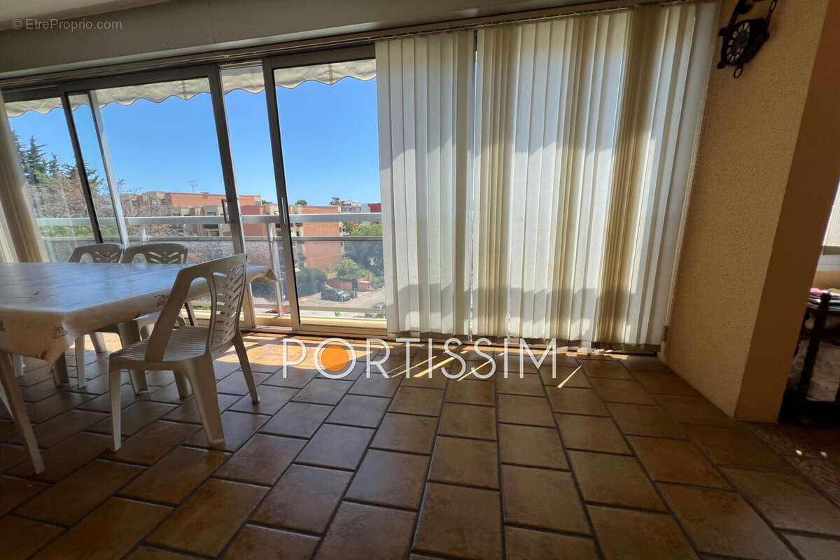 Appartement 64 m² à Cagnes-Sur-Mer  - photo 6