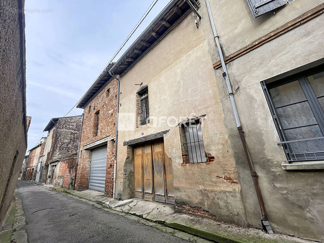 Maison à CASTELSARRASIN