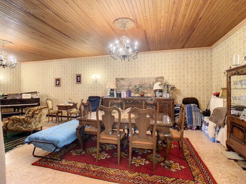 Maison à OLONZAC